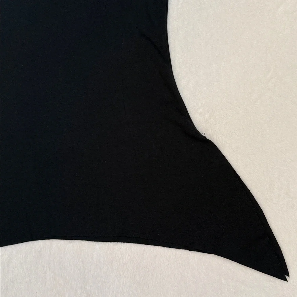 Planet by Lauren G | Sleeveless Pima Cotton Side Slit Raw Hem Top Black (1/4-8) - Picture 14 of 15